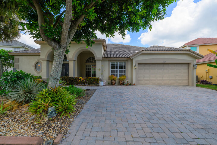 Property Photo:  3968 W Hamilton  FL 33411 