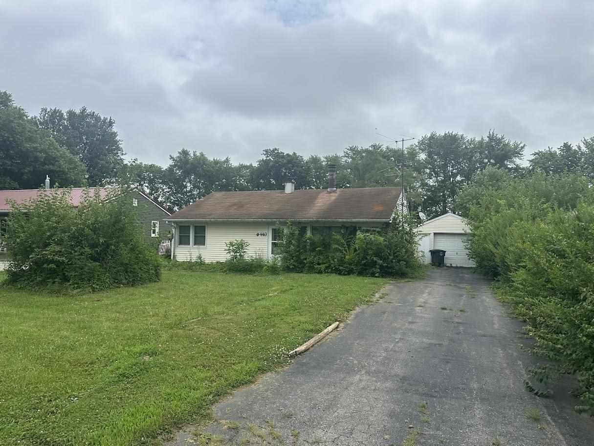 Property Photo:  8440 S Leonard Addition  IN 47327 