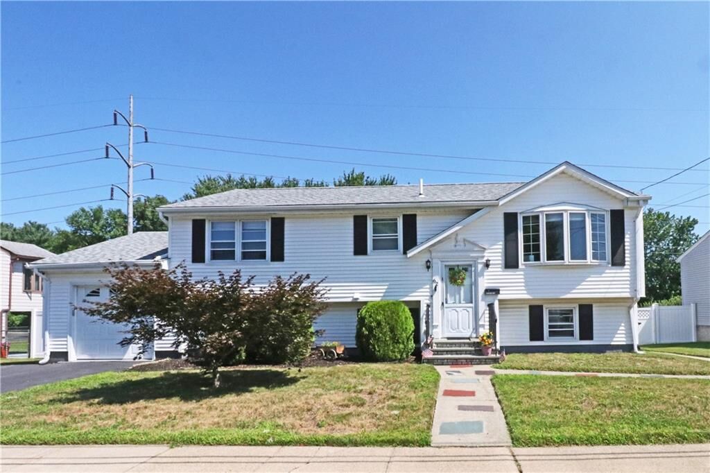 Property Photo: 62 Valleybrook Drive RI 02914