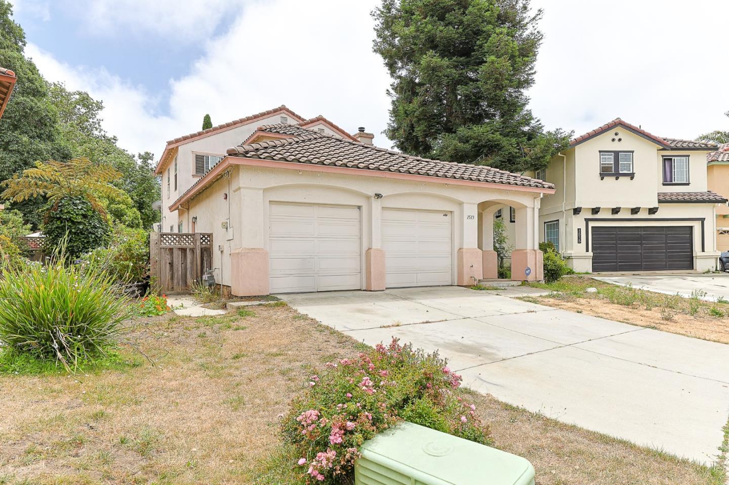 Property Photo: 1513 Oyster Bay Court CA 93906
