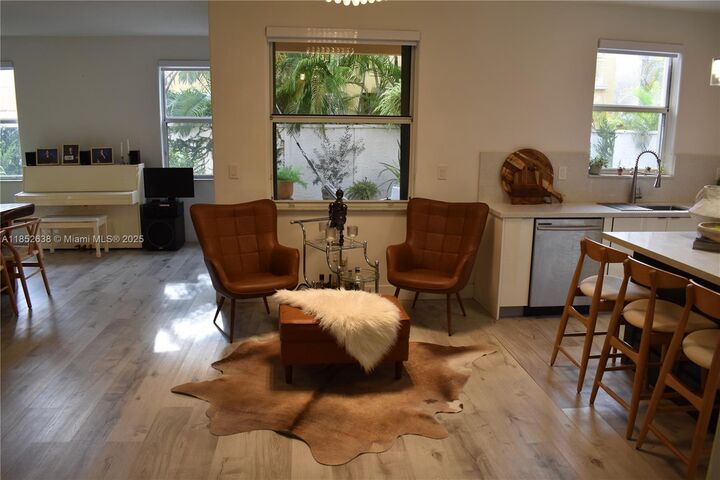 Property Photo: 5189 NW 108th Path FL 33178