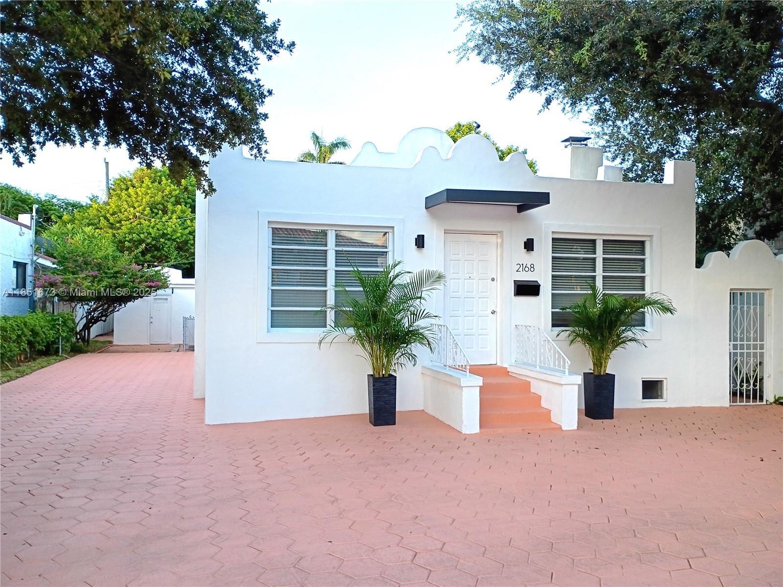 Property Photo:  2168 SW 12th St  FL 33135 