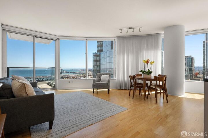 Property Photo: 301 Main Street 24F CA 94105
