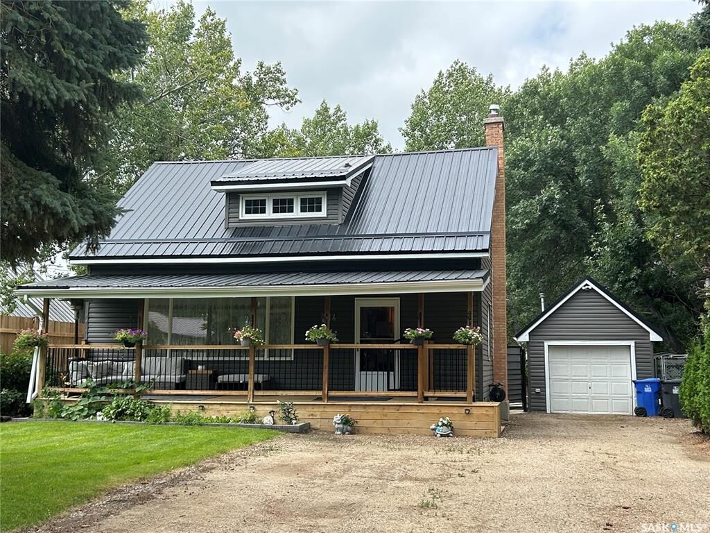 Property Photo: 314 Antrim Street SK S0C 1W0