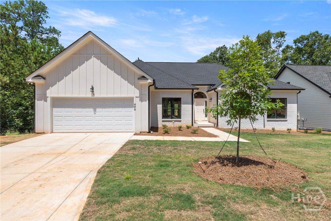 Property Photo:  400 Ansley Drive  GA 30605