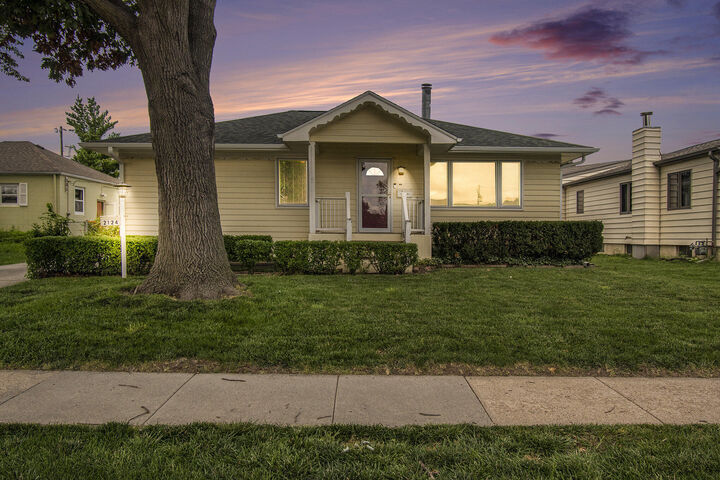 Property Photo: 2124 Avenue M IA 51501