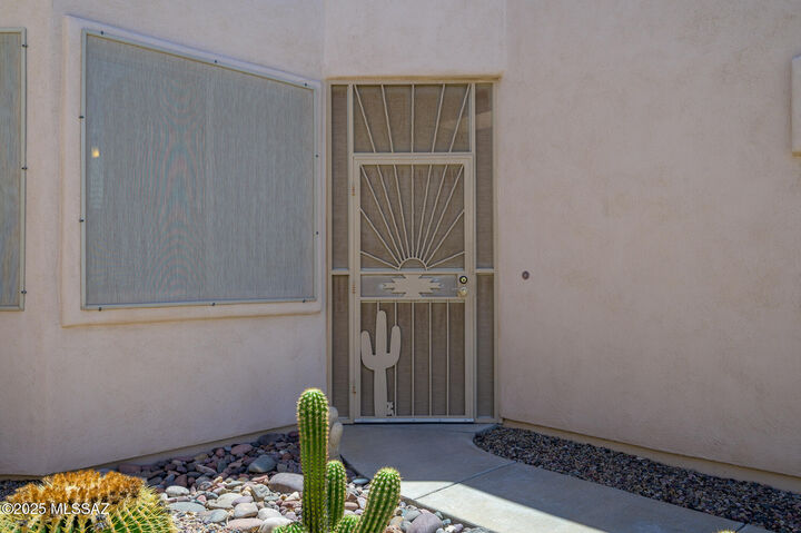 Property Photo: 1184 Laramie Lane AZ 85614