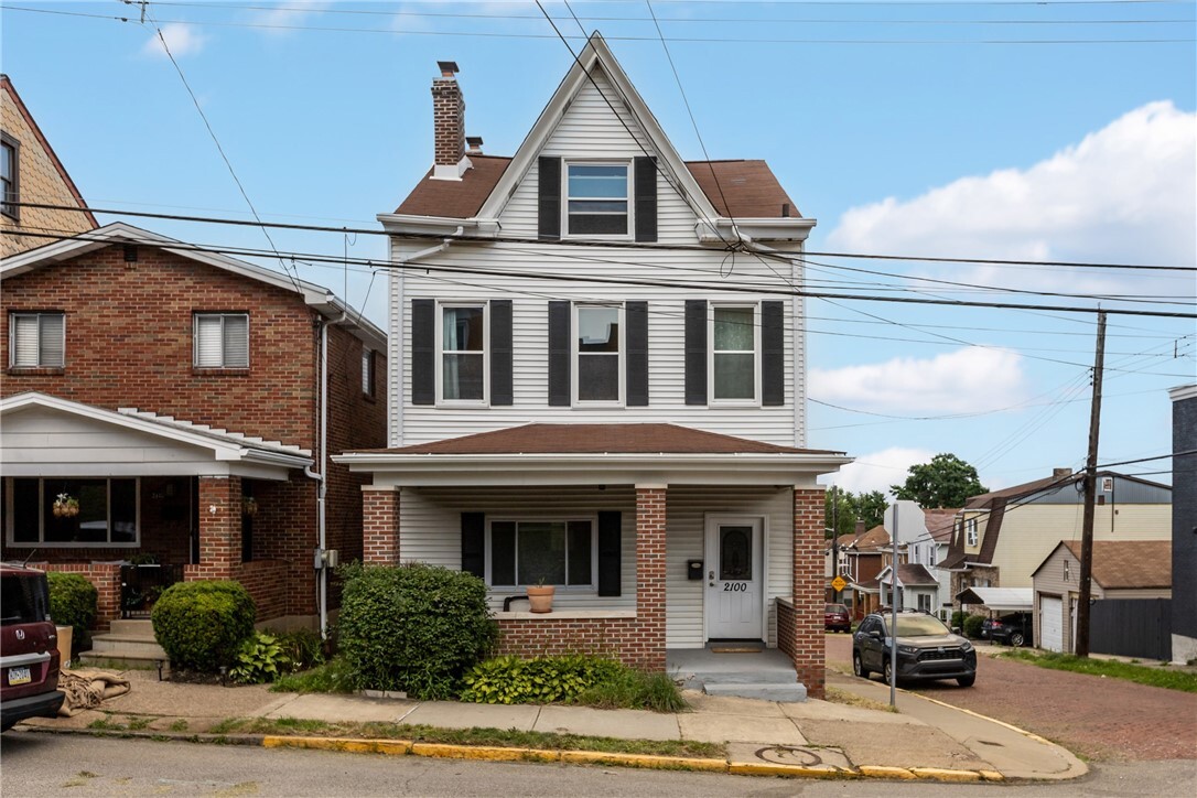 Property Photo:  2100 Rockledge St  PA 15212 