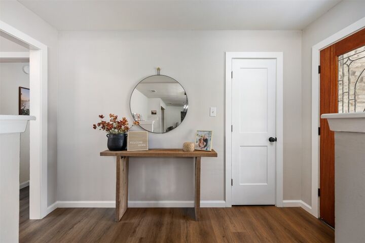 Property Photo: 12111 Shetland Chase TX 78727