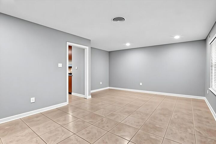 Property Photo: 1405 Briarcliff Boulevard TX 78723
