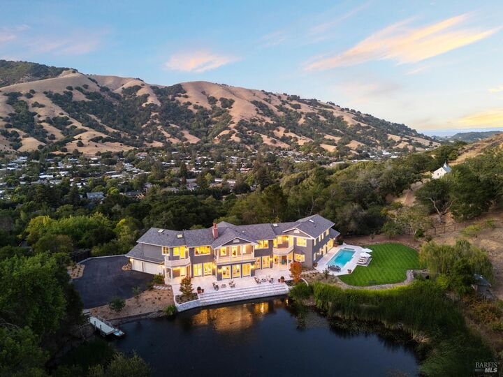 Property Photo: 25 Maoli Drive CA 94903