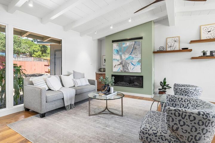 Property Photo: 36 Grande Vista CA 94947