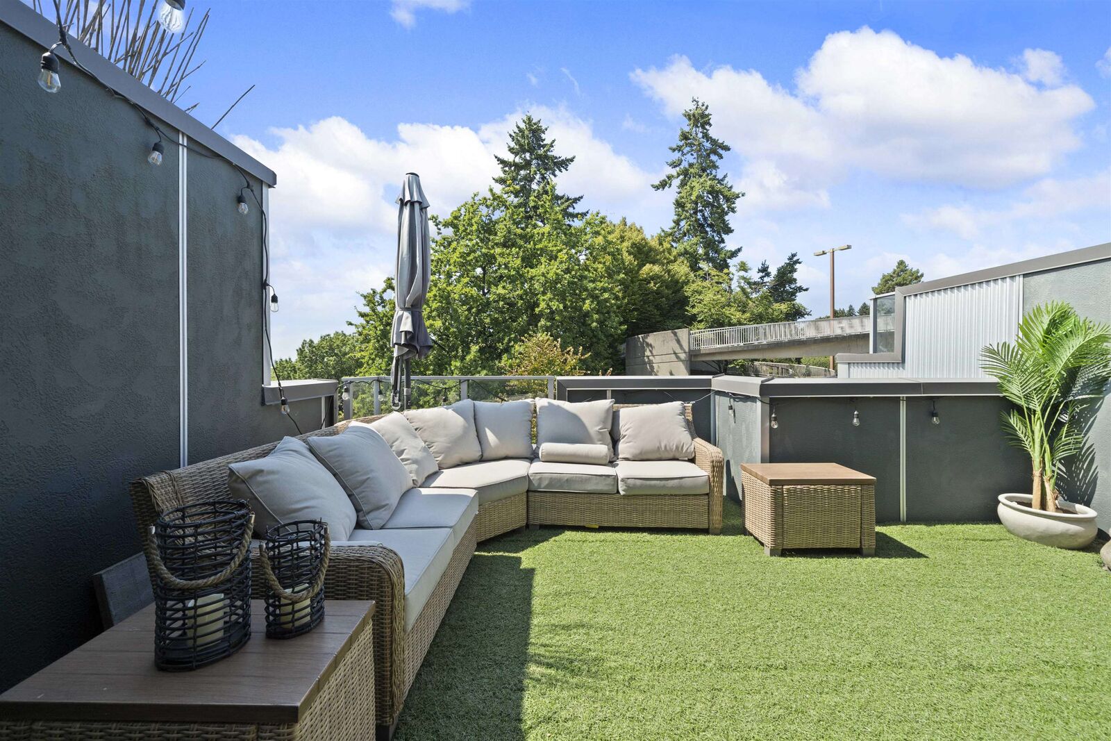 Property Photo:  8438 Gladstone Street  BC V5P 0B2 