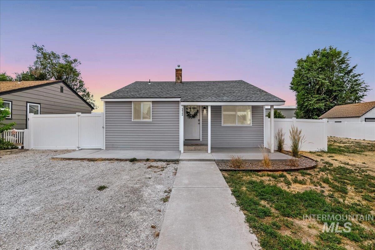 Property Photo:  372 Madrin St  ID 83301 