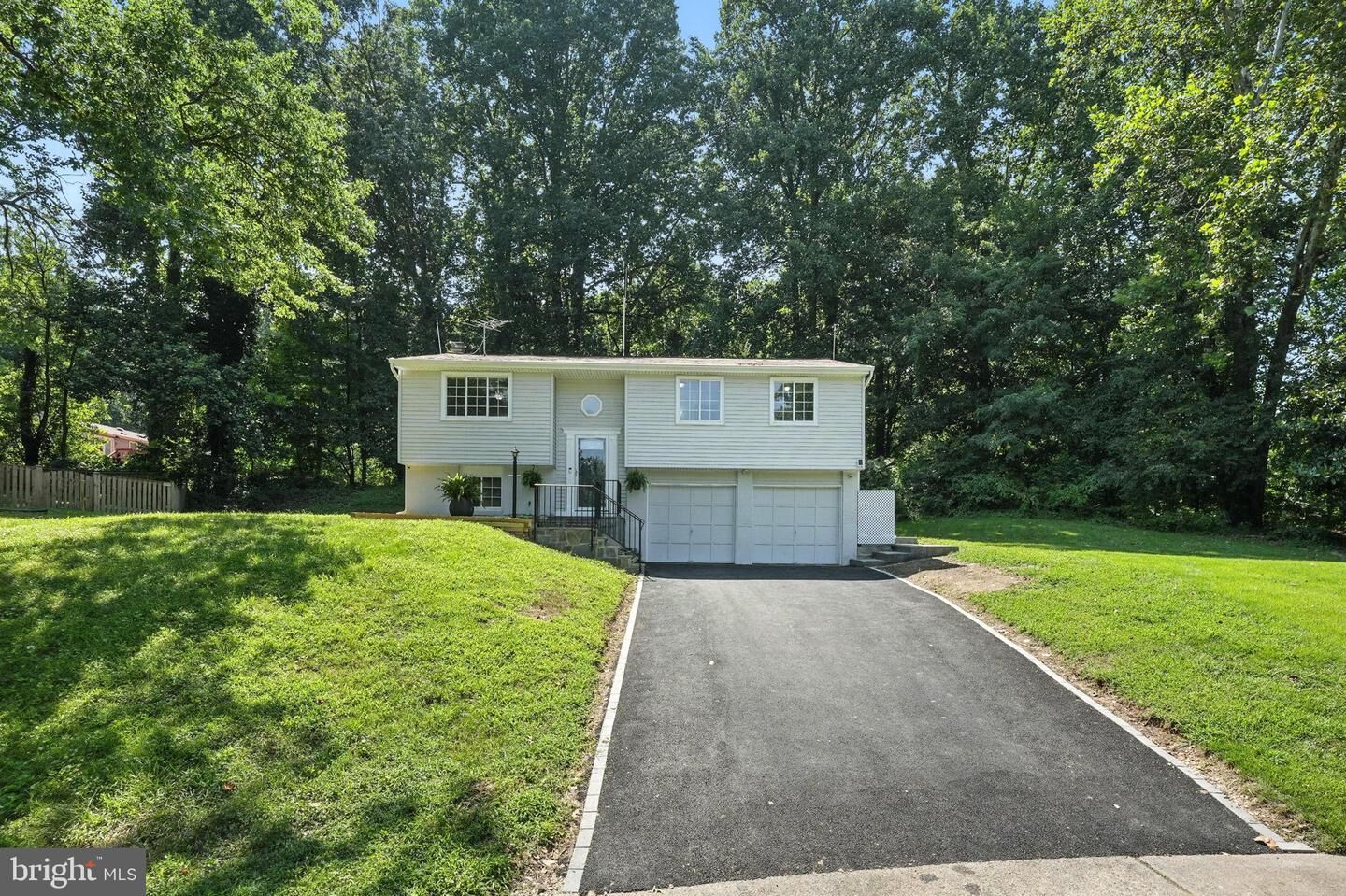 Property Photo:  2527 Tabor Court  VA 22191 