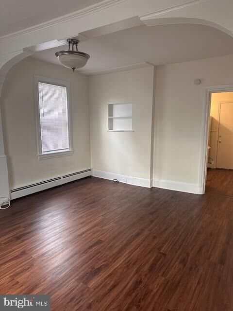 Property Photo:  66 Market Street 2  PA 19440 