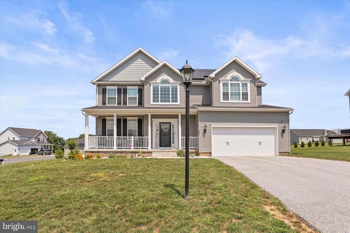 101 Granbury Xing Crossing 129  Hanover PA 17331 photo