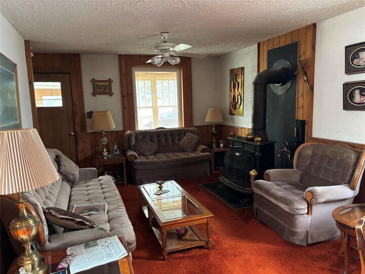 Property Photo:  74 Bristol Avenue  MB R2H 2R2 