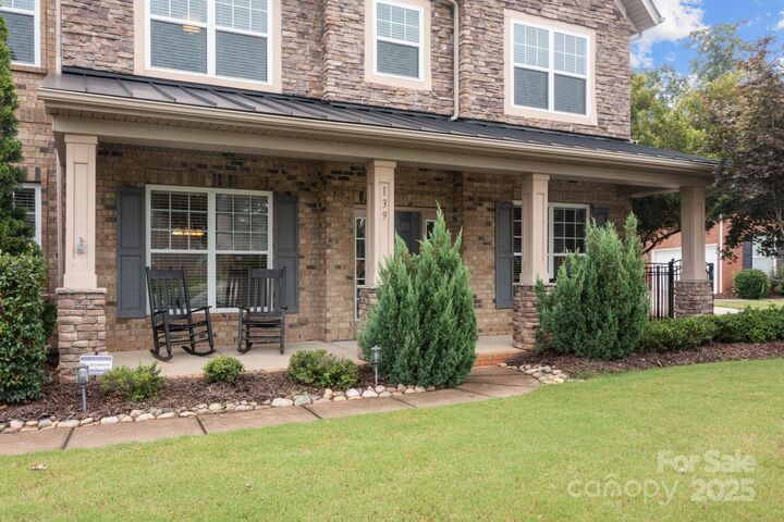 Property Photo: 139 Gleniris Trail NC 28115