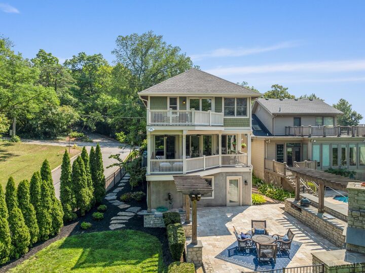 Property Photo:  427 Torrence Court  OH 45202 