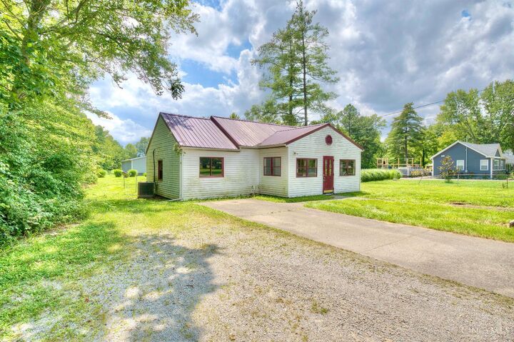 Property Photo: 4834 Teal Lane OH 45150