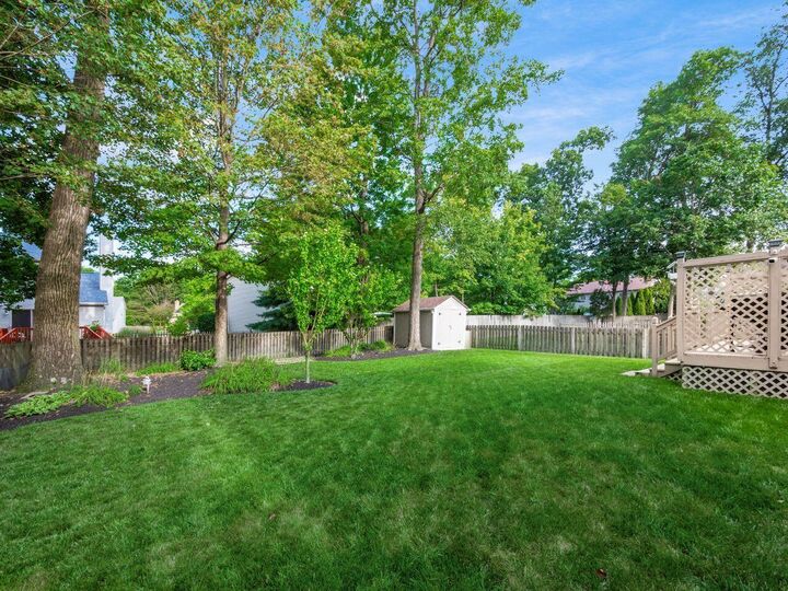 Property Photo: 6199 Brenthurst Drive OH 43230