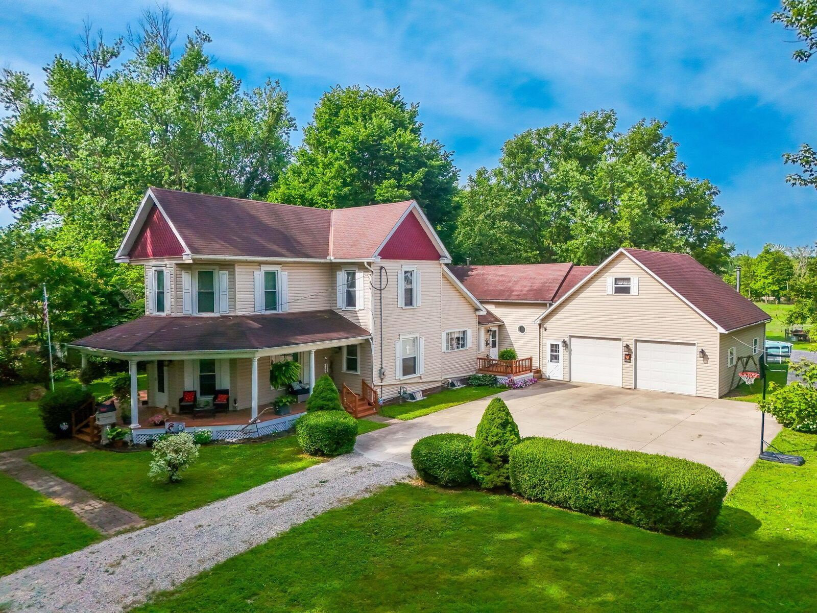 Property Photo:  313 N Franklin Street  OH 43344 