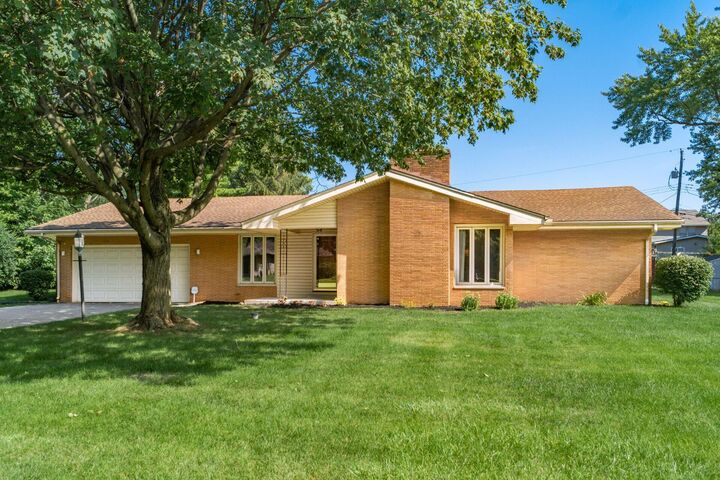 Property Photo: 4230 Ongaro Drive OH 43204