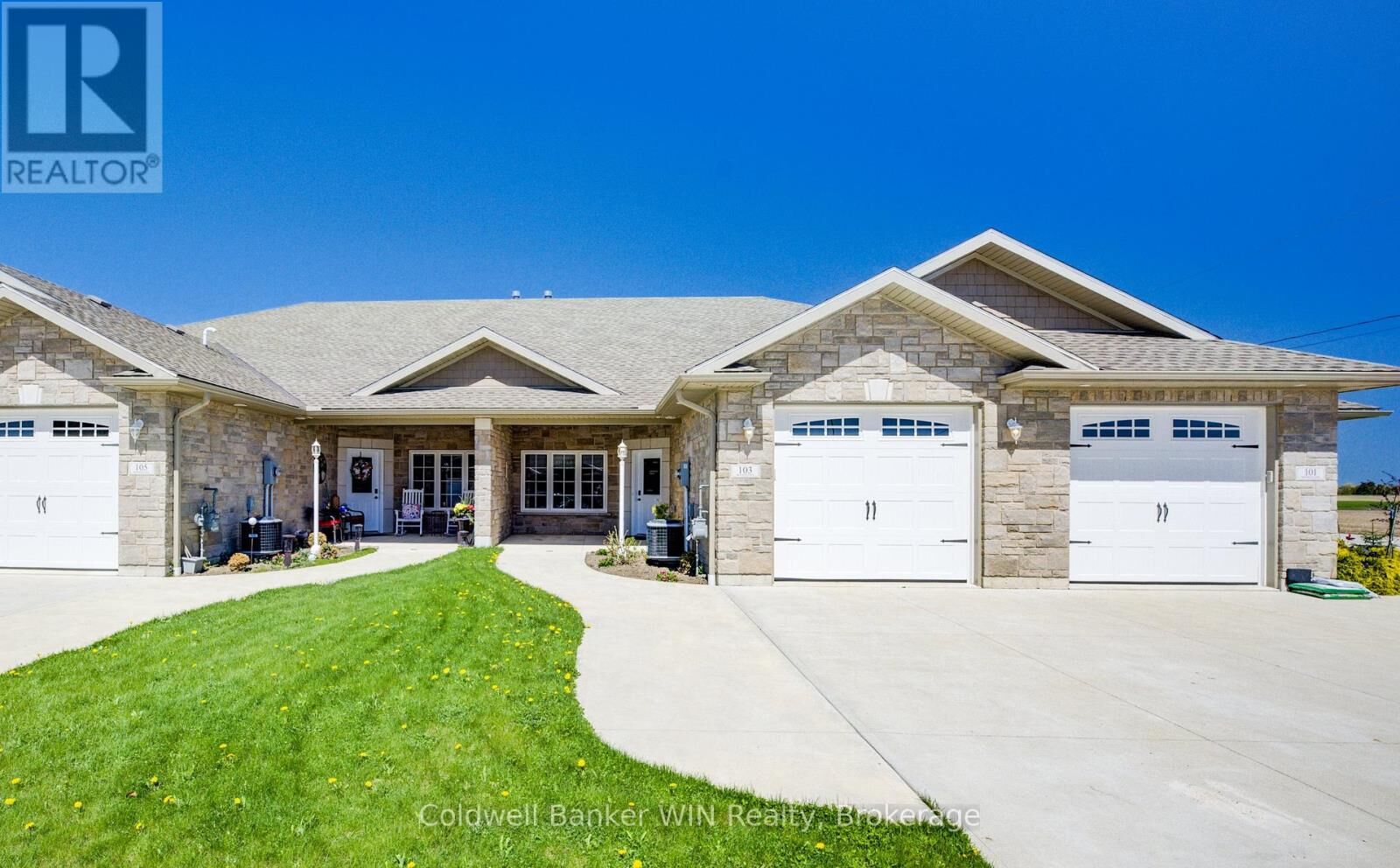 Photo de la propriété:  103 Broomers Crescent  ON N0G 2L2 