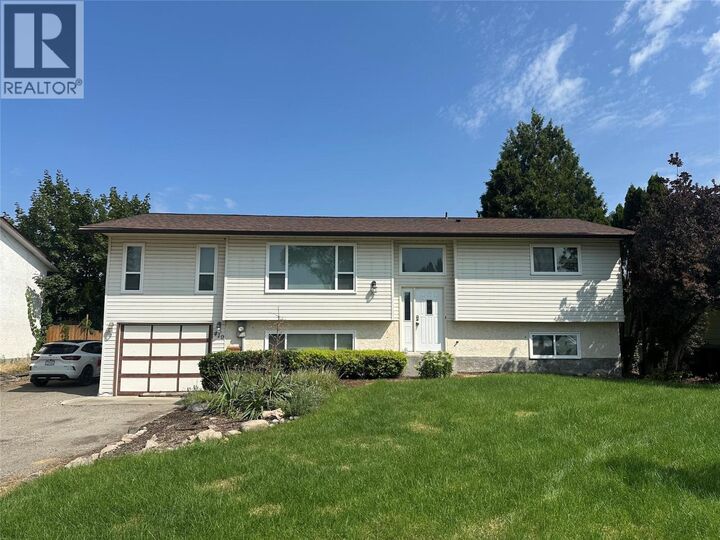Photo de la propriété:  410 Hillaby Avenue  BC V1X 6G2 