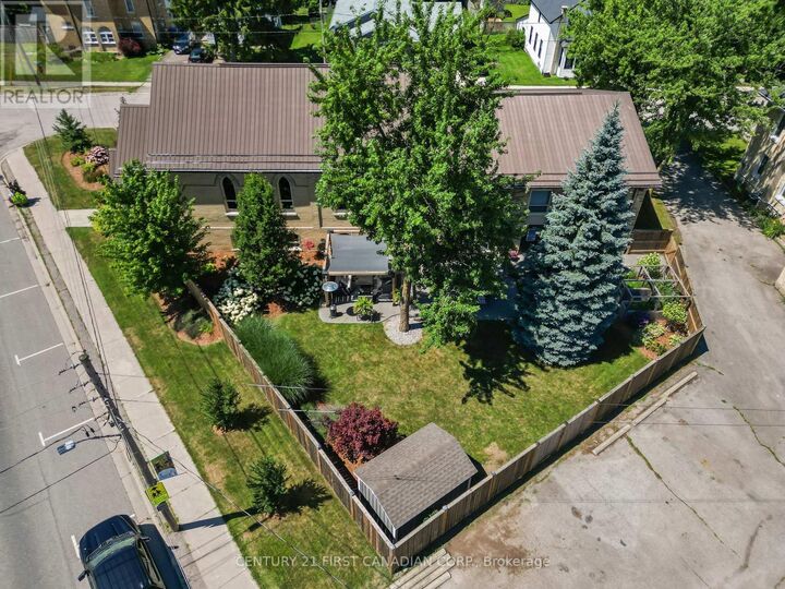 Property Photo:  142 Main Street  ON N0M 2J0 