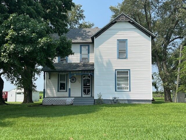 7689 US-51  Maroa IL 61756 photo
