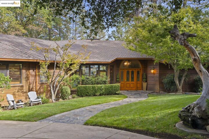 Property Photo: 22025 Lyons Bald Mt Rd CA 95370