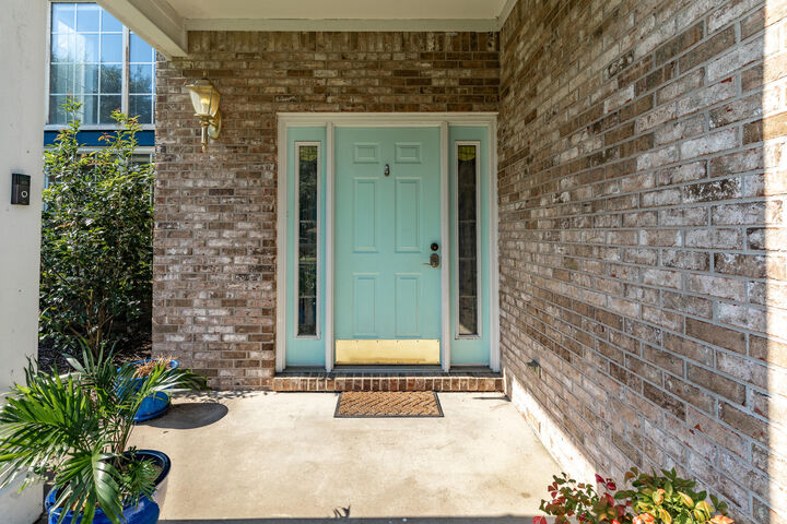Property Photo:  1807 Scirocco Loop  FL 32547 