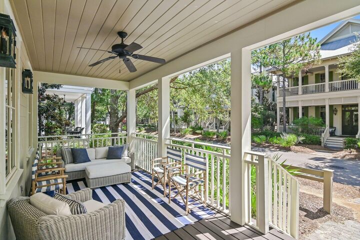 Property Photo: 164 Pond Cypress Way FL 32459