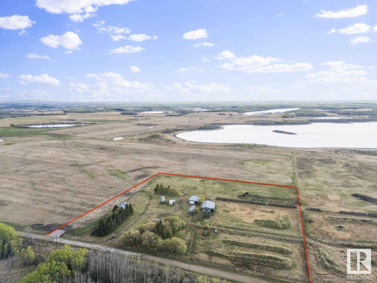 Property Photo:  61303 Range Rd 422  AB T9M 1P1 