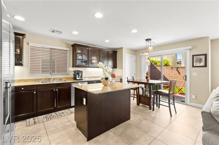 Property Photo: 10262 Headrick Drive NV 89166