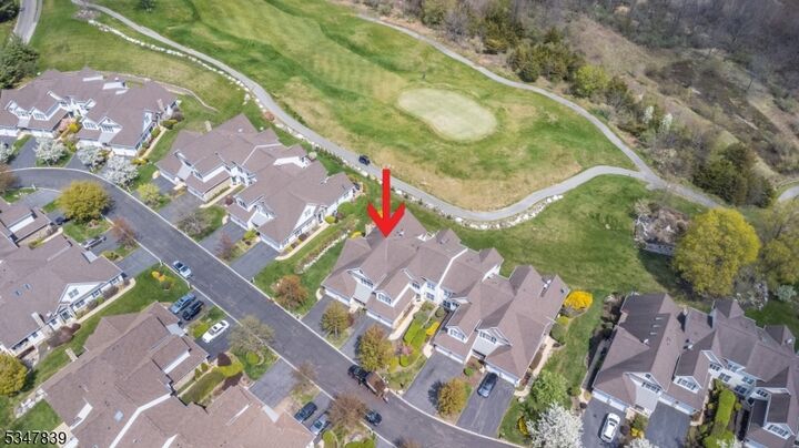90 Briar Ct  Hardyston Twp. NJ 07419 photo