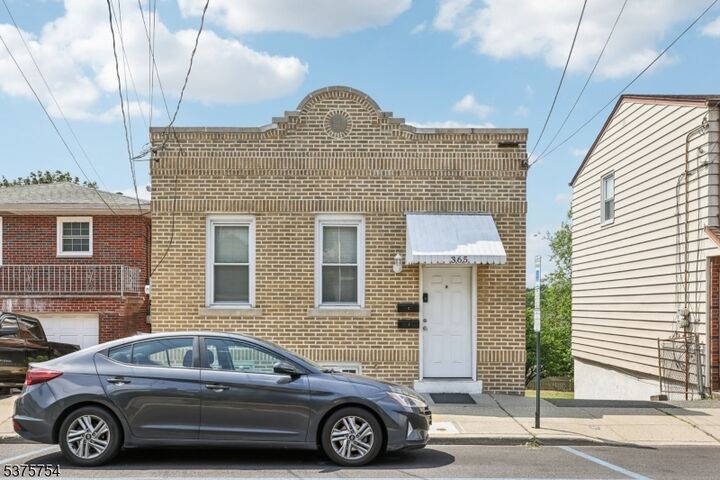 363 Macarthur Ave  Garfield City NJ 07026 photo
