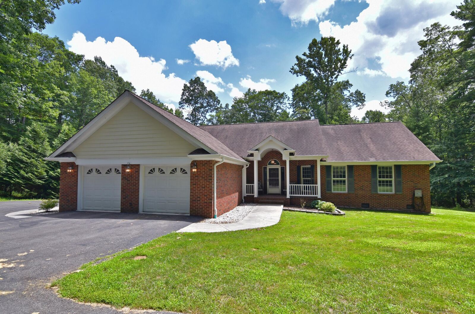 Property Photo:  992 Asbury Trace  WV 24901 