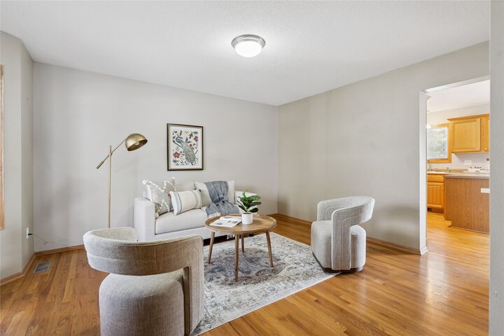 Property Photo:  3211 SW 35th Street  IA 50023 