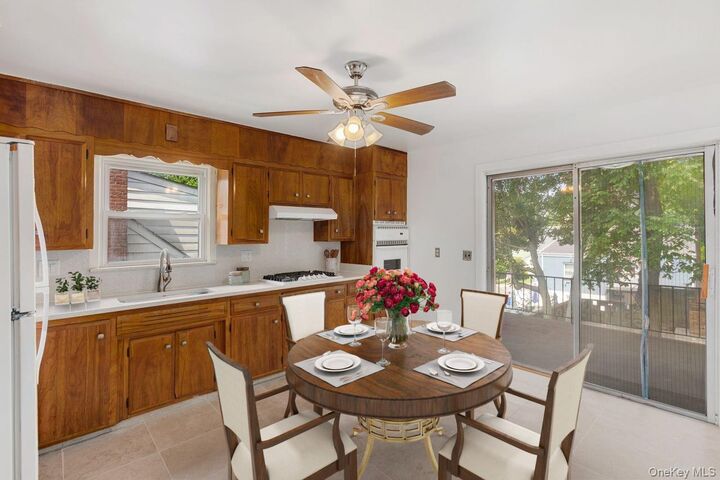 Property Photo:  51 Turner Street  NY 10704 