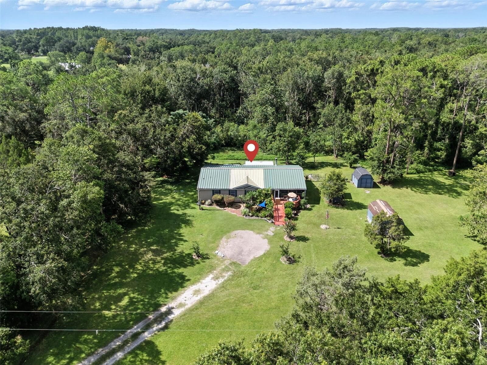 Property Photo: 29913 Briarthorn Loop FL 33545