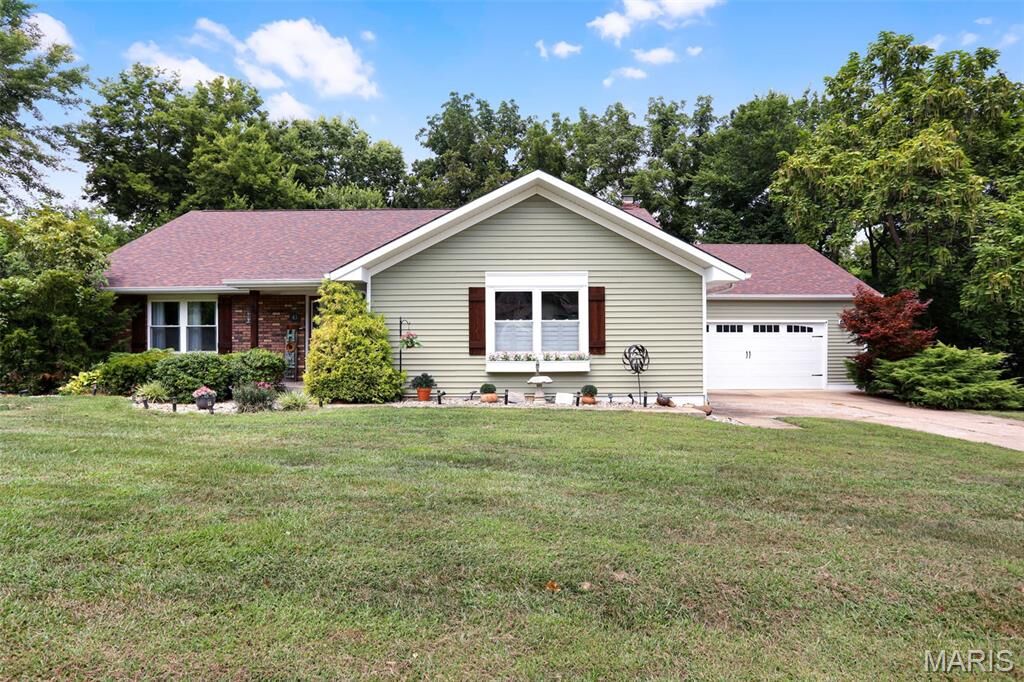 Property Photo: 43 Durham Drive MO 63090