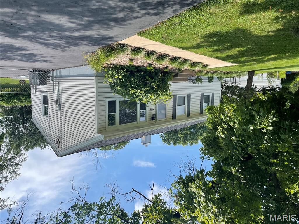 Property Photo: 442 Radford Lane MO 63021