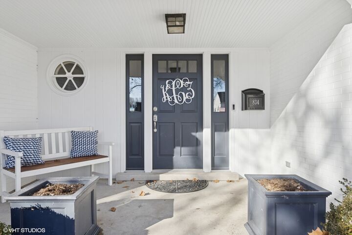 Property Photo:  834 S Adams Street  IL 60521 
