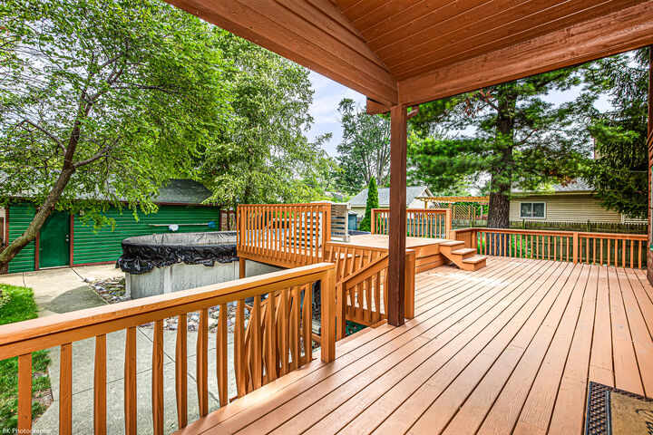 Property Photo: 5424 Otto Place IL 60453