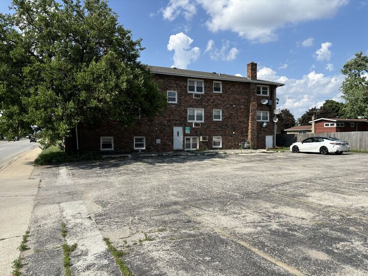 Property Photo:  4545 Prescott Avenue 206  IL 60534 