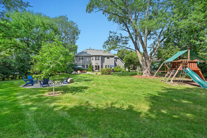 Property Photo: 4117 Sterling Road IL 60515