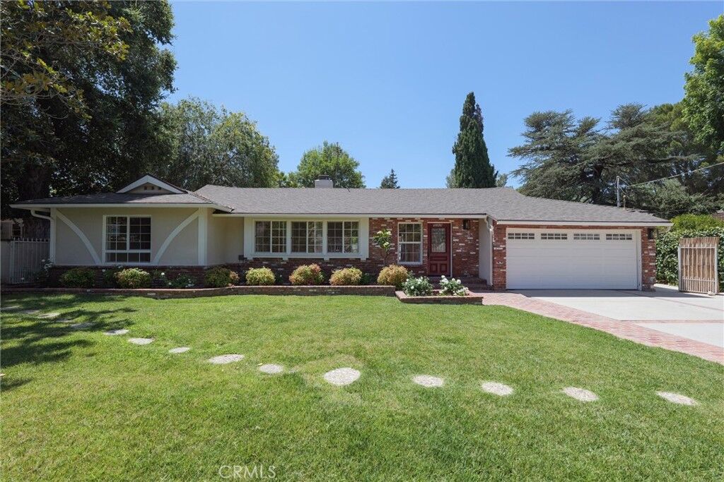 Property Photo:  5369 Topeka Drive  CA 91356 